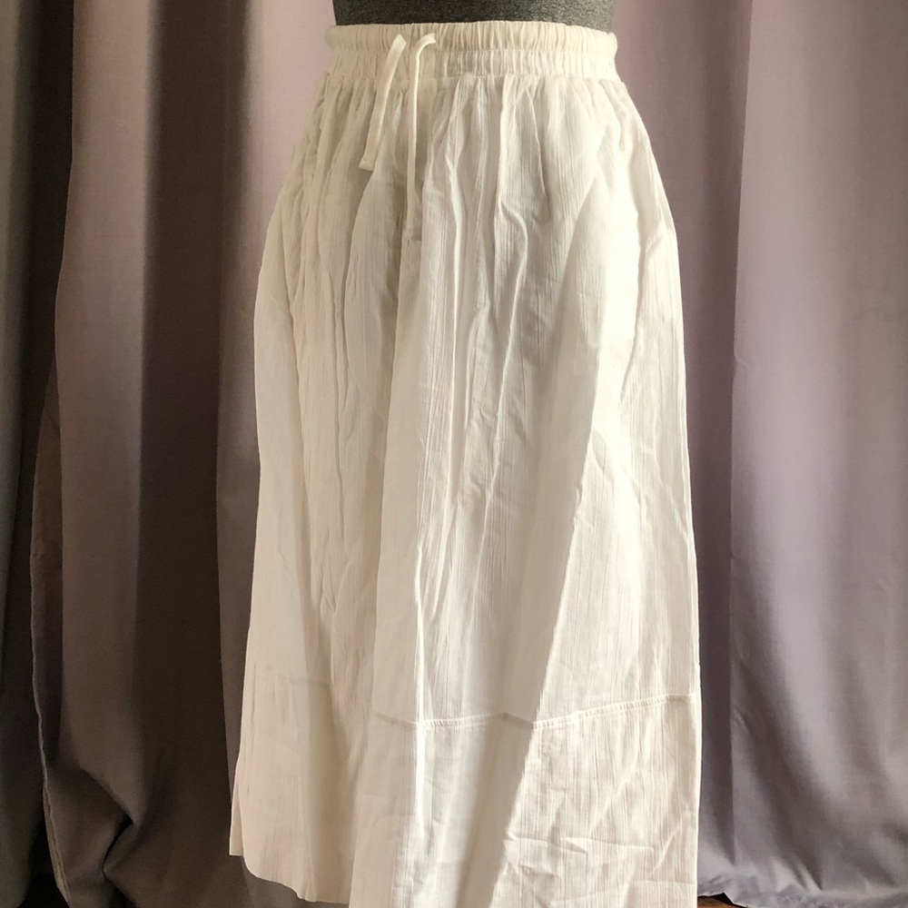 White cotton skirt